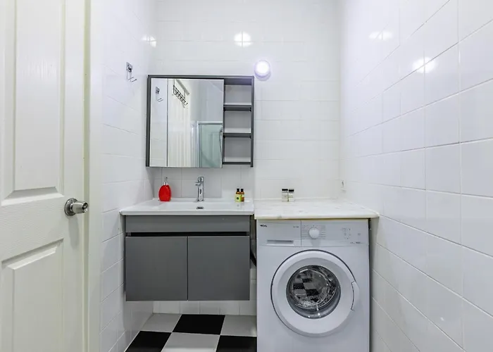 아파트 1 Bd Chic Garden Flat In Taksim *